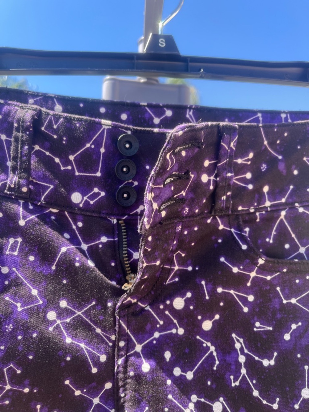 Black heart Galaxy constellations hot topic pants size 1 super skinny - Picture 10 of 13